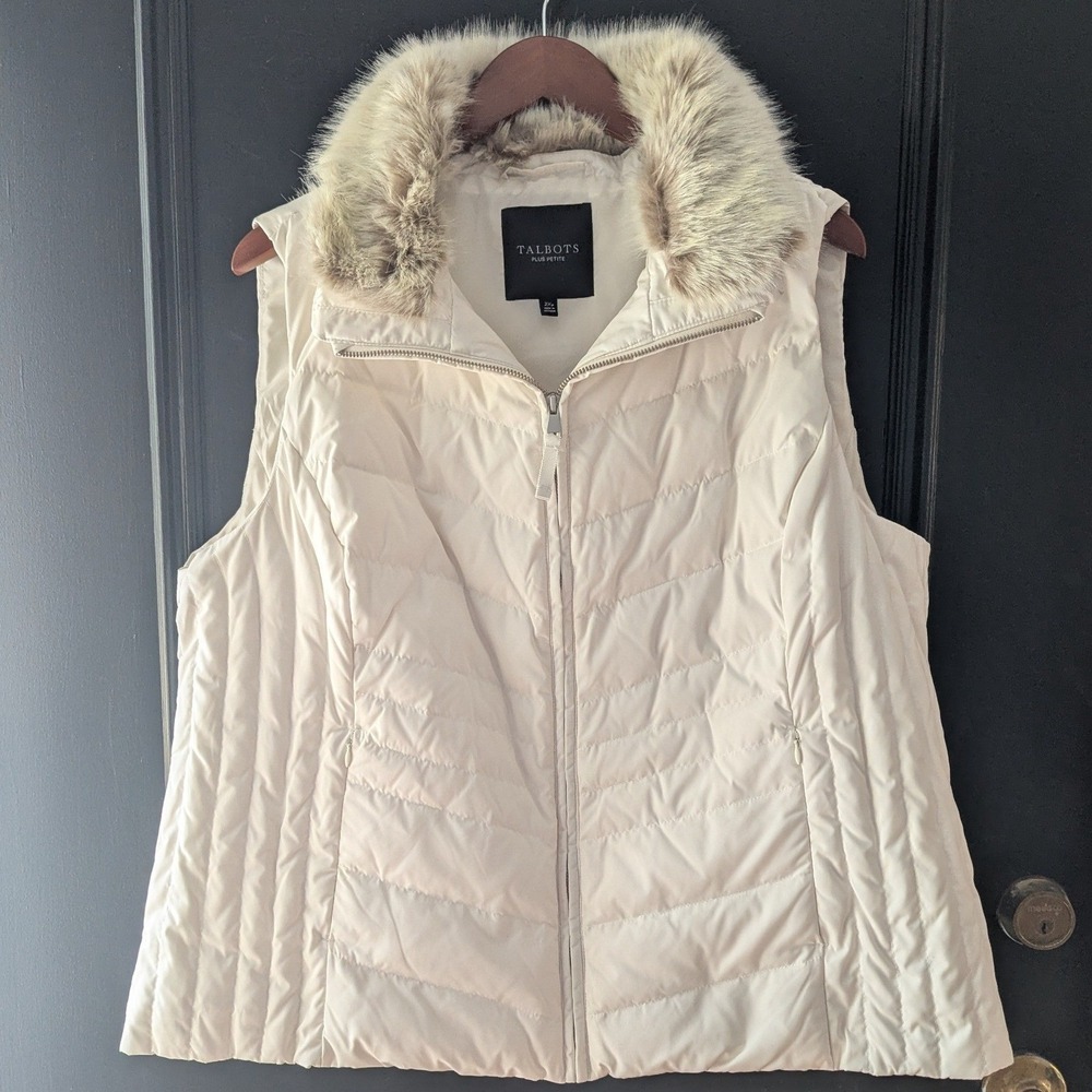 Talbots Puffer Vest Ivory Faux Fur Trim Down Filled 2XP Quiet Luxury Winter